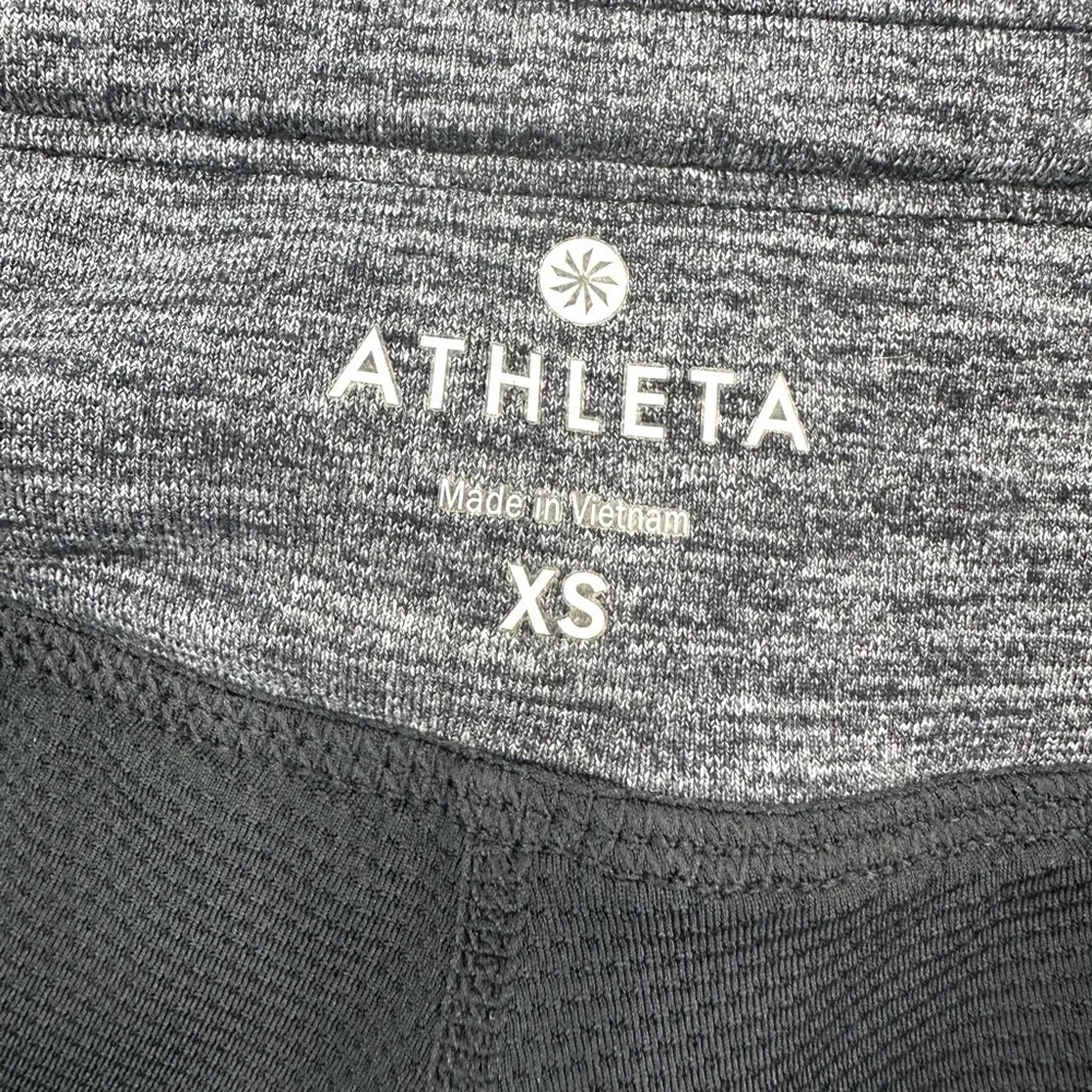 Athleta Excursion Skort Womens XS Skirt With Shorts Pockets UPF 50 Golf Tennis